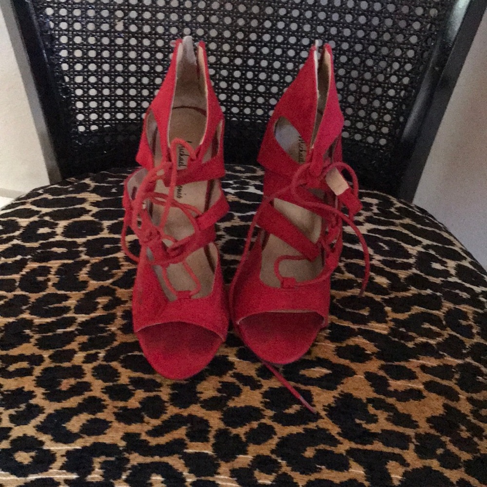 Michael Antonio Lace up Heels